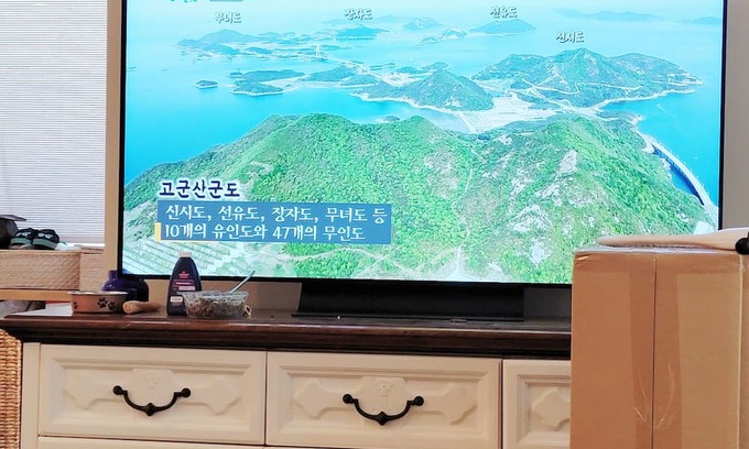 Irvine House | Family home with luxury amenities in Great Park Irvine. Month to month available