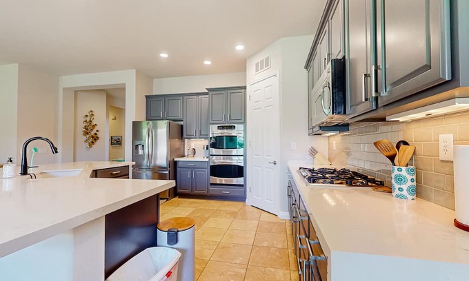 Indio House | 1-story home near golf with pickleball & private outdoor pool/spa - 55+ to rent