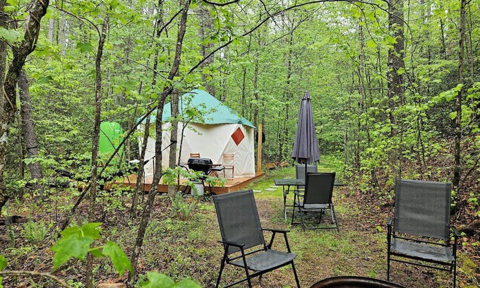 Morganton RV Rental | Yurt at Lake James and Fonta Flora hiking trail