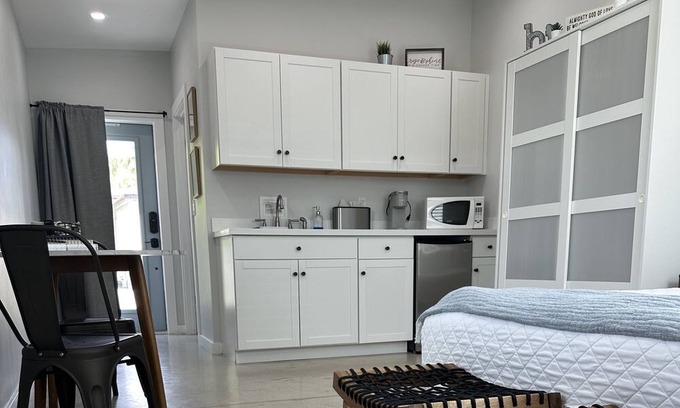 Homestead Other | Charming Farm Cottage-Everglades National Park-Near Florida Keys