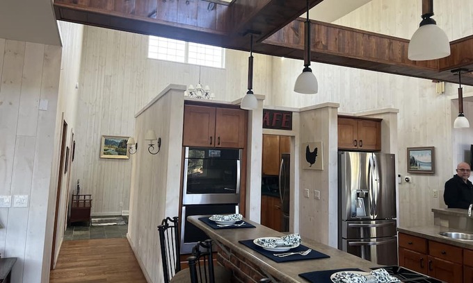 Stevens Point House | Country Estate 5 minutes from Point w/ Pool, Hot Tub, Movie Theater & Game Room!