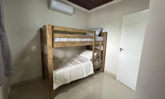 Vila Yolanda Apartment | AP pra Toda a Família, no Bairro Mais Querido da Terra das Cataratas!