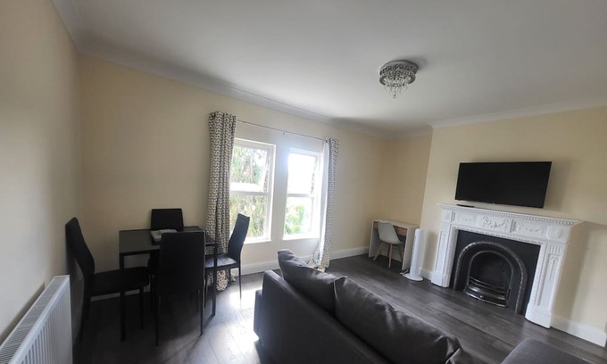 Addiscombe Apartment | Entire South London Apartment