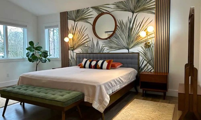 Saugatuck House | Art-House & CHARMING COTTAGE ON GOSHORN CREEK