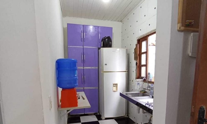 Balneario Mogiano Ski Chalet | Chalé / Kitnet em Praia de Boracéia - 100 Metros do Mar! Para até 4 Pessoas