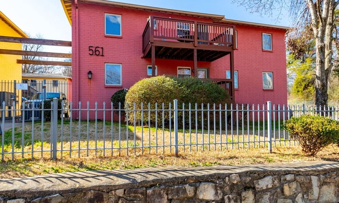 Mechanicsville Condo | Cozy 2 Bedroom Condo Downtown Atlanta 5 mins from Mercedes Benz & State Farm