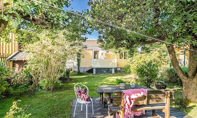 Enskede Apartment | Vrbo Property