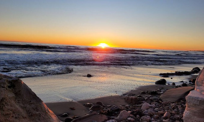 Las Positas Condo | Quiet condo by the beach