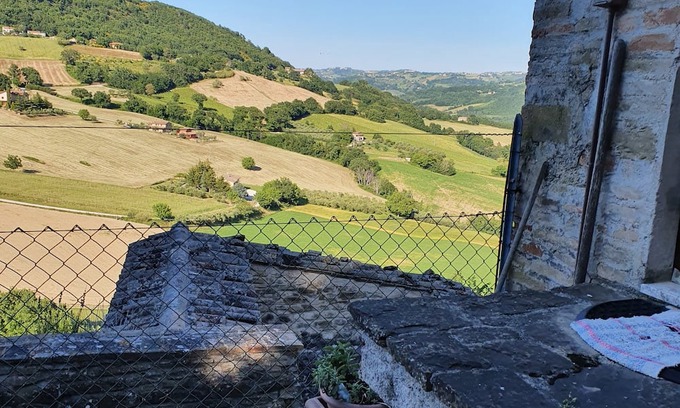 Serra San Quirico House | Incontro la Dove si Perde il Giorno