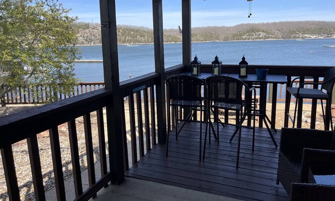 Lake of the Ozarks Condo | GROUND LEVEL Walk right out and in Unit POOL/DOCKS Corner unit see 180 degree