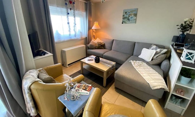 Lombardsijde Apartment | N40C Unique flat overlooking the canal 4p