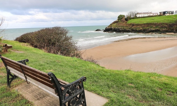 Aberporth House | GAZETTE, pet friendly, luxury holiday cottage in Aberporth