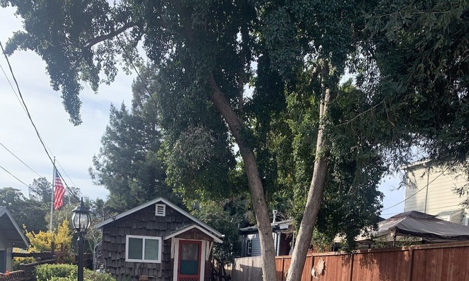 Benicia House | Cozy Benicia Cottage Downtown Benicia