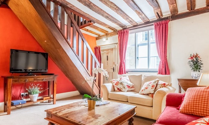 Bildeston Cottage | 2 bedroom accommodation in Bildeston, near Stowmarket