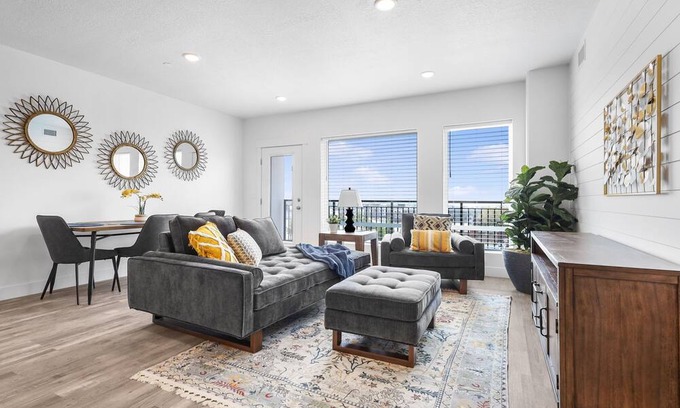 Clearfield Apartment | Beautiful, cozy, 2 bedroom 5 floor apartment.