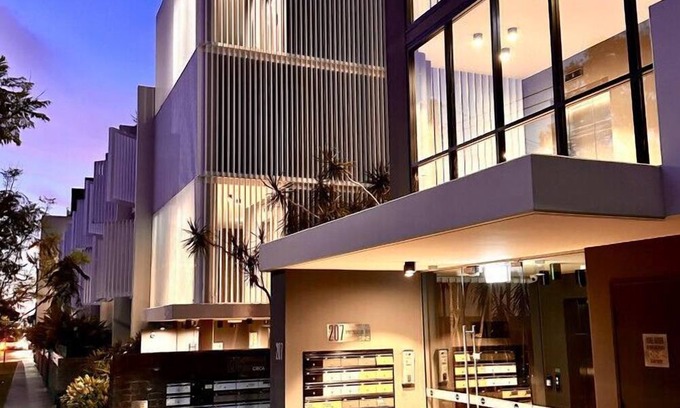 Randwick Apartment | Recover@Luxe Modern Randwick Abode with elevator
