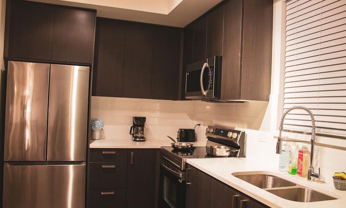 Fleetwood Apartment | Fraser Hills Hideout
