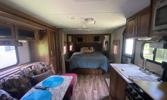 Mercer House | Country getaway within 8 miles of more hunting and fishing than your 💕’s desire