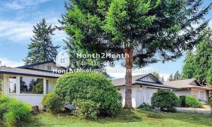 Kingsgate House | Contemporary Living on 117th Avenue #41850