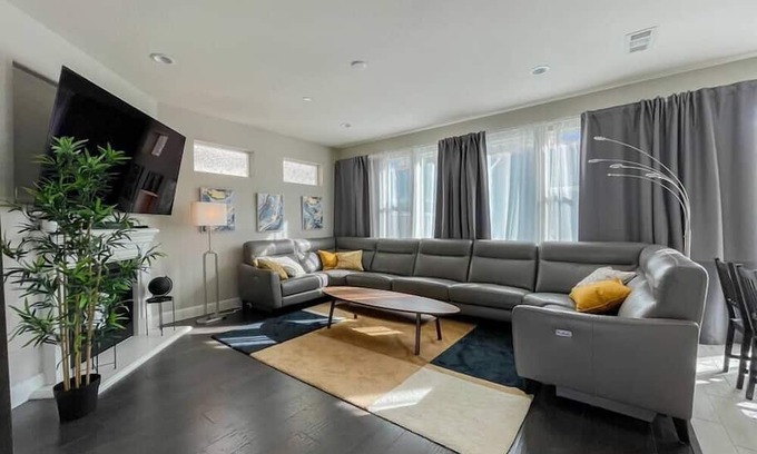 Pittsburg House | New & Big is better! Just listed