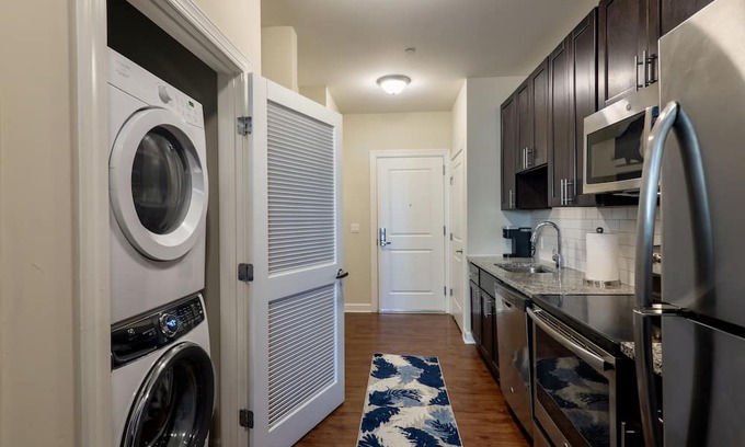 Patchogue Apartment | Luxury rental in downtown Patchogue central to lounges, bars, restaurants, banks
