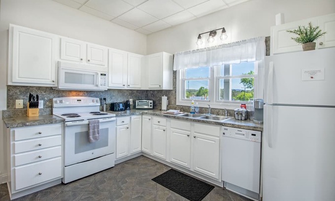 Fishersville House | Montrose Vintage Place at Fishersville