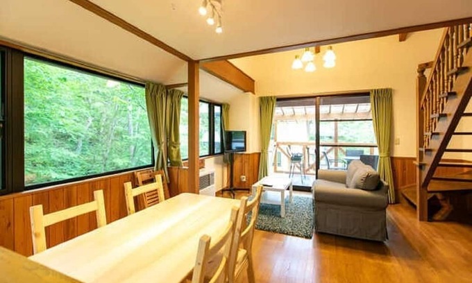 Neba RV Rental | A Whole building rental planAprilMay Room onl / Shimoina District Nagano