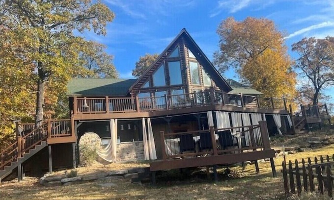 Cookson Cabin | Luxury Cabin at the Lake with hot tub!