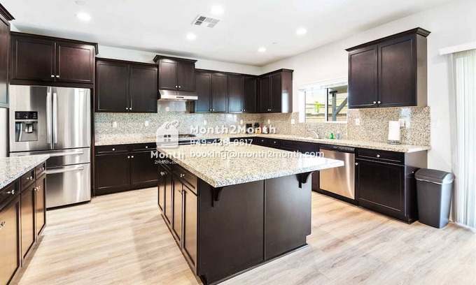 Ontario House | Villa On Bennington #41282