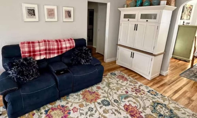 Nampa House | Serendipity Sunnyside Up, Family and Pet Friendly