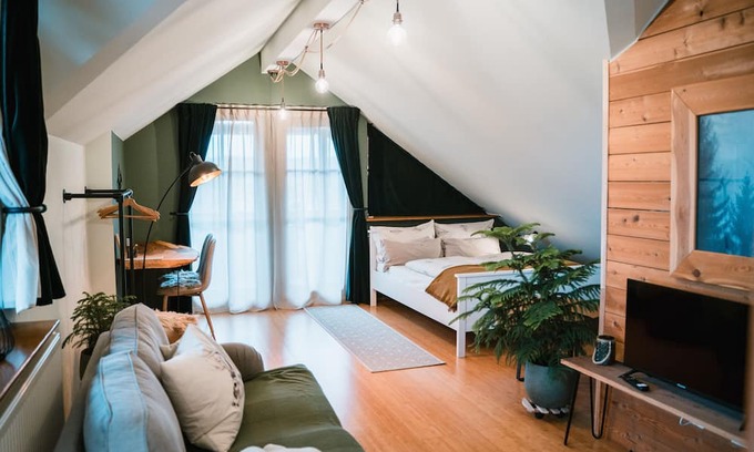 Hohenstein Apartment | Albpanorama- Apartment mit Privatsauna u. Ausblick