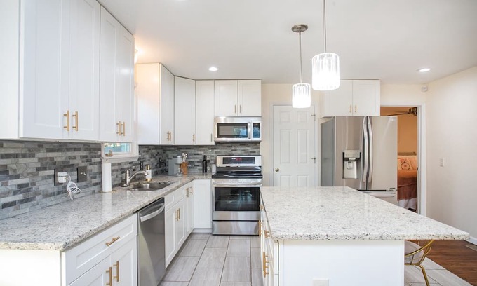 North Nashville House | Cozy and Chic Home - 3mi to DT!
