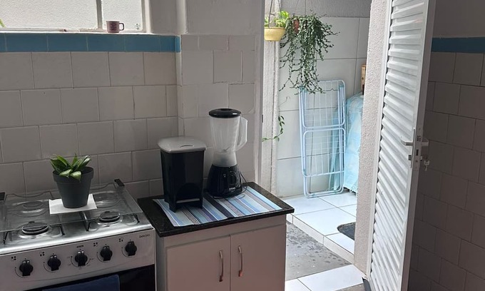 West Sector Apartment | 2-bedroom apartment in enchanting Setor Oeste,Castro’s neighbor!