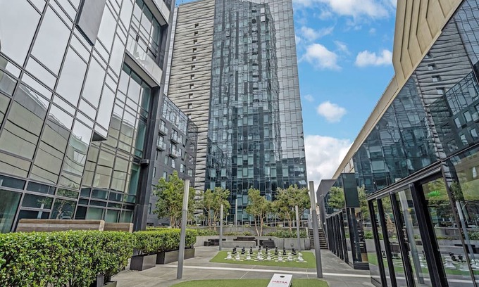 Civic Center Apartment | SoMa 1 BR w/ Office by Anyplace - 10489