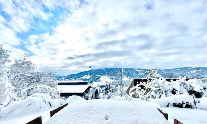 Kriens Apartment | Top Aussicht-pilatus-sonnenberg