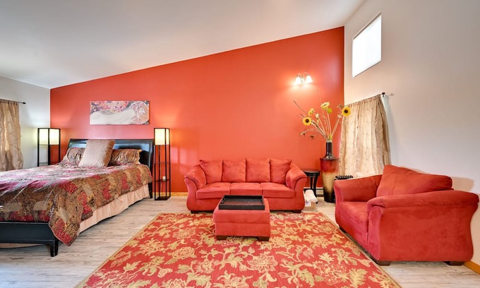 Crestone Apartment | ‘The Penthouse’ Crestone Studio w/ Private Balcony