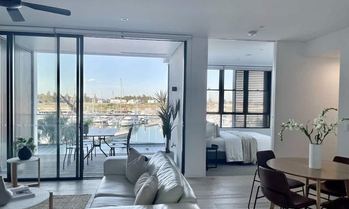 Shell Cove Apartment | NEW Luxury 3 bedroom waterfront Apartment at Shell Cove NSW 2529