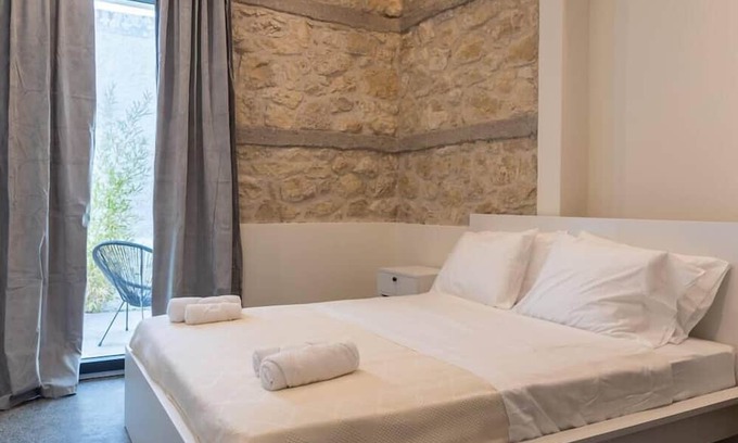 Agii Theodori House | Neptune's Nook Summa