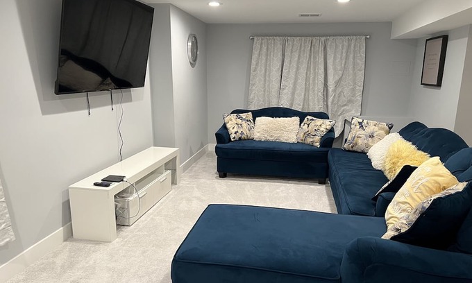 Mayfair Apartment | Very Cozy Home away from Home