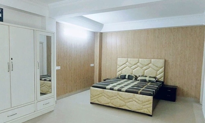 Kumarhatti Apartment | Stay once carry memories forever