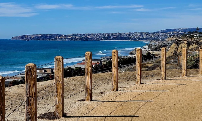 Aliso Viejo House | PANORAMIC MERIDIAN RESIDENCE