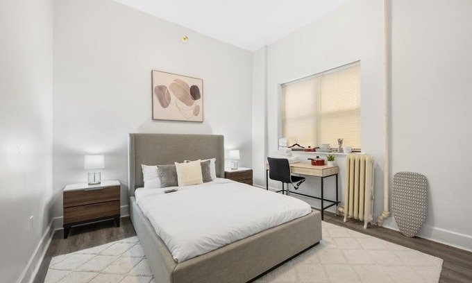 Borough Park House | City Living Redefined: Contemporary Charm in Brooklyn