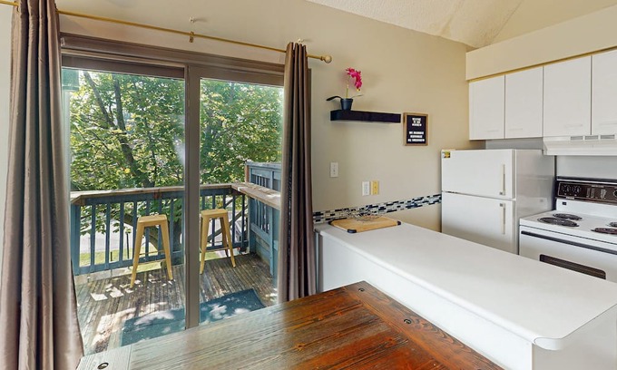 Craigleith House | North Creek Resort, Unit 515 | Mountain condo with ski-in/ski-out access