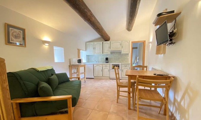 Saint-Sauveur-de-Cruzieres Cottage | La BOULANGERIE with private terrace and barbecue/shared pool