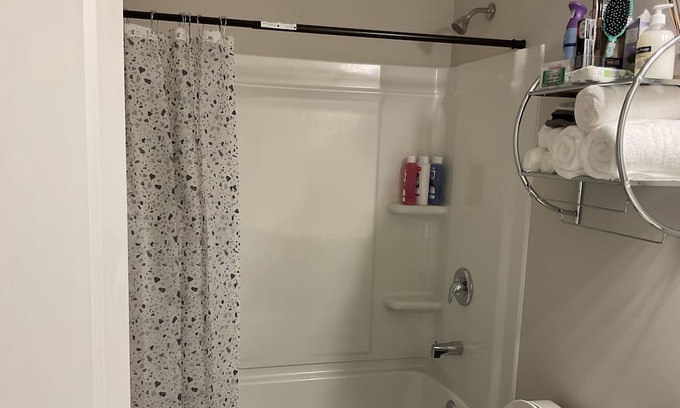 Buford House | Magical Cozy 2 Bedroom in Buford