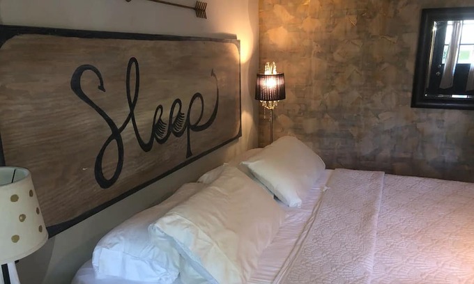 Winston - Salem Cottage | Cozy Courtyard Cottage~Downtown Winston Salem Pet Friendly ~ No Pet Fees