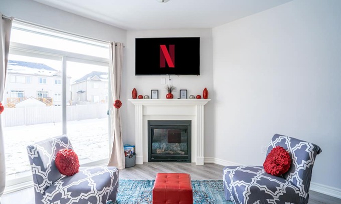 Orillia House | Modern ❤️family retreat❤️ close to all amenities