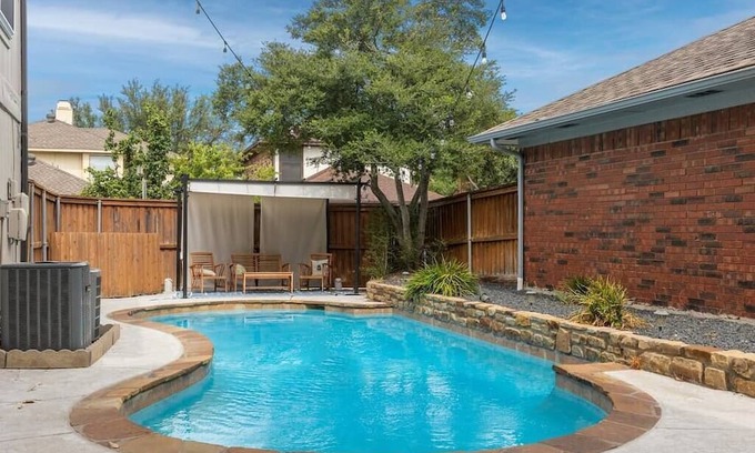 North Central Carrollton House | Dup Stunning Pool, Beautiful 3/2 home w/Outdoor Space!
