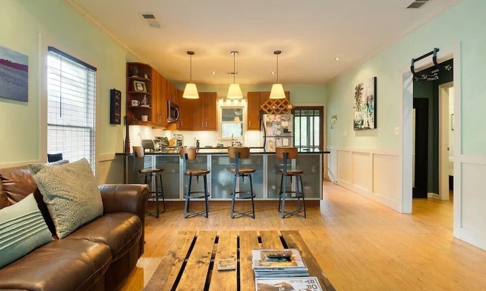 Westside Cottage | Cozy Midtown Atlanta Cottage