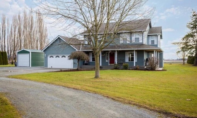 Mount Vernon House | Tulip County Home
